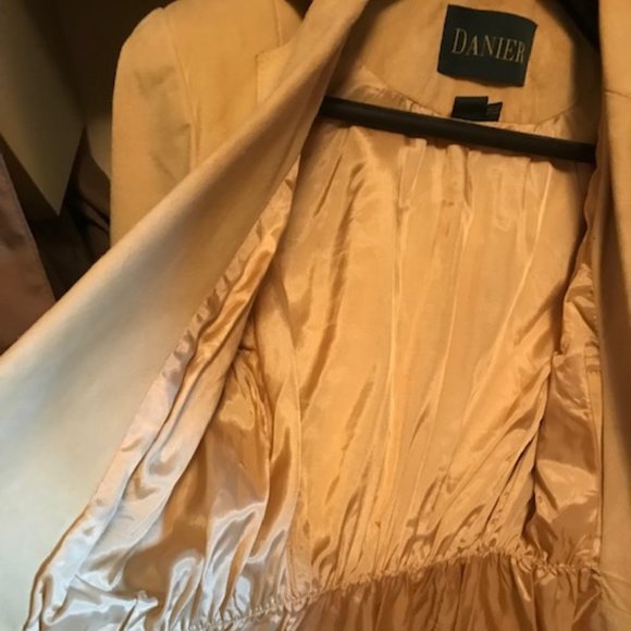 Vintage Danier Honey Tan Leather Jacket - Size 8 - Picture 7 of 16